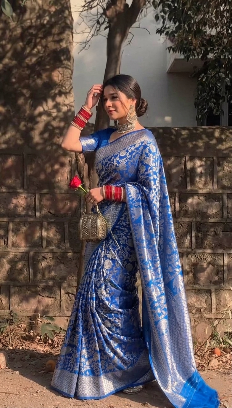 Elegant Royal Blue Traditional Saree Look