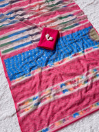 Elegant Sunset Elegance in Traditional Bandhani Saree