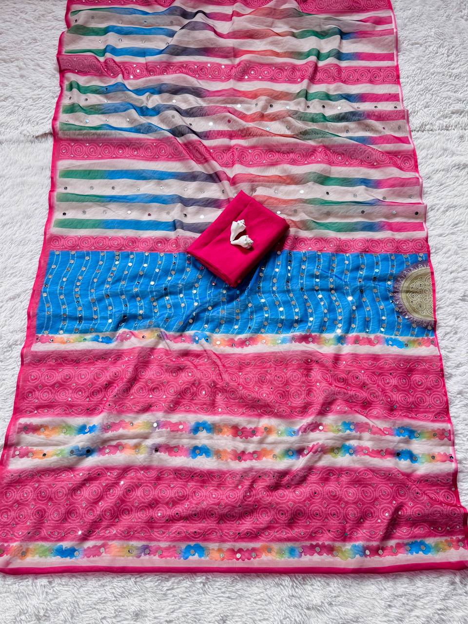 Elegant Sunset Elegance in Traditional Bandhani Saree