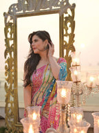 Elegant Sunset Elegance in Traditional Bandhani Saree