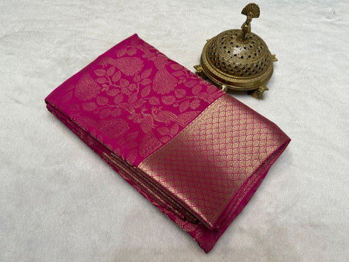 : Elegant Pink Banarasi Saree Look